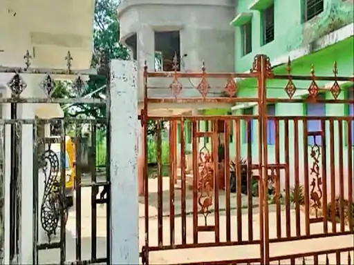 कोटवार की जमीन पर स्कूल : नपं अध्यक्ष फिरोज व अन्य 8 पर एफआईआर के आदेश 1 orig 1 1675202751