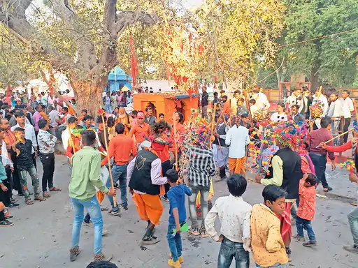 झिरना में मेले के दूसरे दिन हुआ मड़ई का आयोजन 1 orig dbcl167569091863e103a69a81106februarykawardha18 1675721492
