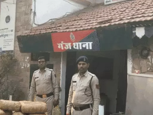 88 हेलमेट में छिपाकर गांजा तस्करी:ओडिशा से रायपुर होकर ले जा रहे थे उत्तरप्रदेश; 22 लाख है कीमत 1 comp 12 1 1705422268