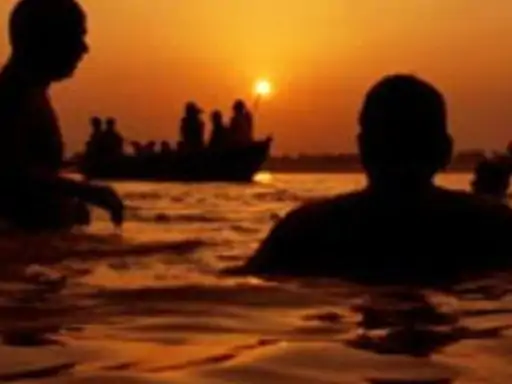 पौष महीने की पूर्णिमा कल:पौष महीने की पूर्णिमा कल: इस दिन किए गए स्नान-दान से मिलने वाला पुण्य कभी खत्म नहीं होता 1 snan dan 730 1706036941