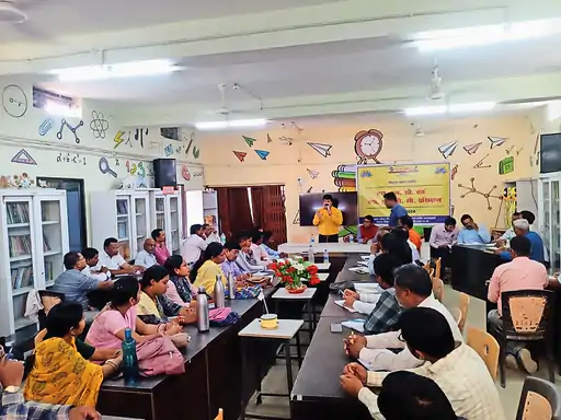 आत्मानंद विद्यालय में साक्षरता कार्यक्रम के लिए दी गई ट्रेनिंग 1 206 170860821165d74ad340aff 22febkawardha6