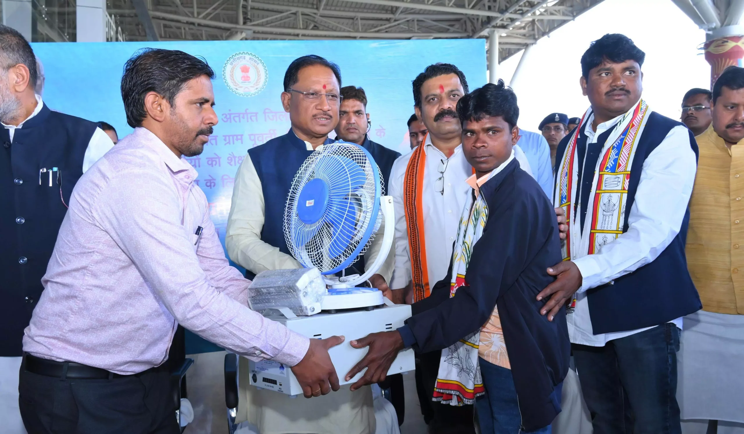 सोलर होमलाइट से कोंटा के दूरस्थ गांवों के बच्चों में फैलेगा शिक्षा का उजियारा 1 3568058 untitled 61 copy scaled