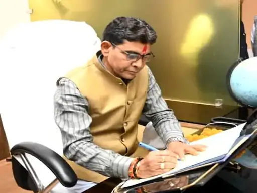 छत्तीसगढ़ में राजीव युवा मितान क्लब योजना बंद:तिल्दा में मंत्री टंकराम ने कहा- अपनों को लाभ पहुंचाने बनाई गई थी स्कीम 1 544a5567 b789 4dee aa58 0748ef30472b 1706873508632