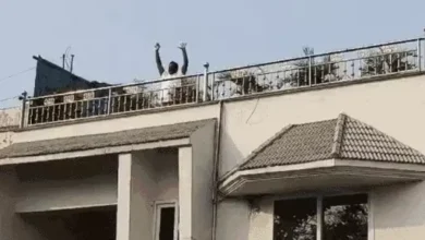 नो टेंशन...नीचे IT का छापा, ऊपर पूर्व मंत्री का योग:भगत-परिवारवालों के मोबाइल जब्त; गो-सेवा आयोग सदस्य के घर मैनपाट में भी रेड 8 comp 15 4 1706868263