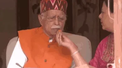 pratibha sweet to advani 1706949877