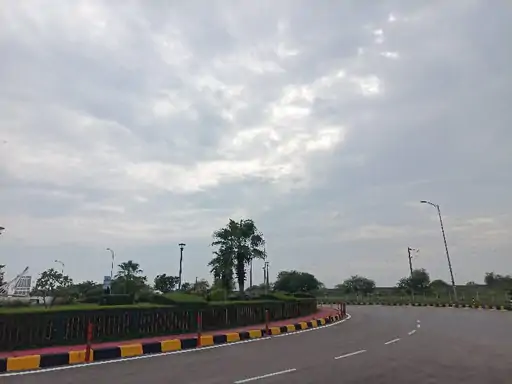 छत्तीसगढ़ के 4 संभाग में बारिश का अलर्ट:रायपुर, बिलासपुर, दुर्ग और सरगुजा में पडे़ंगी बौछारें; नमी बढ़ने से दिन का तापमान लुढ़का 1 whatsapp image 2023 09 24 at 052133 1708992551