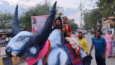 वीडियो : कवर्धा के आदर्श नगर के शिव मंदिर से निकाली शिव की शाही बारात, भगवान भोले के दर्शन करने उमड़ा शहर 5 WhatsApp Image 2024 03 08 at 6.15.23 PM 1