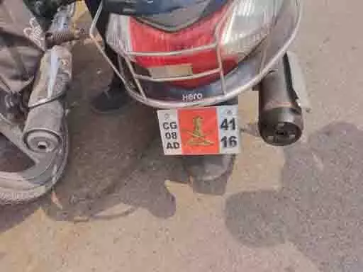 बाइक में पदनाम लिखवाने वालों का कटा चालान, पुलिस ने लगाया भारी भरकम जुर्माना 1 3638142 untitled 57 copy