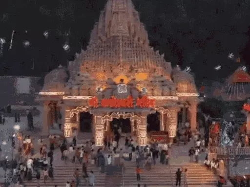 छत्तीसगढ़ के देवी मंदिर में आस्था का सैलाब:चैत्र नवरात्र के पहले दिन डोंगरगढ़ समेत देवी मंदिरों में विशेष पूजा-अर्चना 1 untitled 3 1712642343