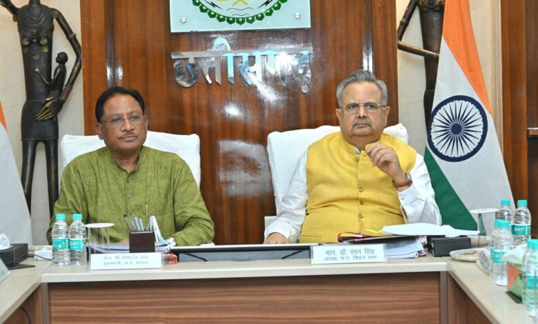 विधानसभा अध्यक्ष डॉ रमन सिंह और मुख्यमंत्री विष्णु देव साय नवा रायपुर में बन रहे विधानसभा के नवीन भवन निर्माण की प्रगति की समीक्षा 12 1718262722 b6c4a04f3e4105310821