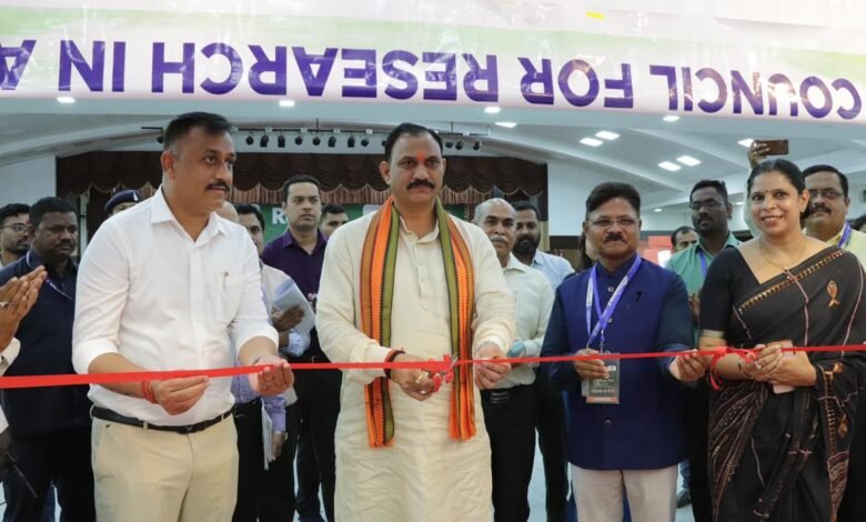 भारत से निकल कर पूरी दुनिया में पहुँच रहा है आयुर्वेद : श्याम बिहारी जायसवाल 10 1719571958 aad65dd0fc86fccf8b51