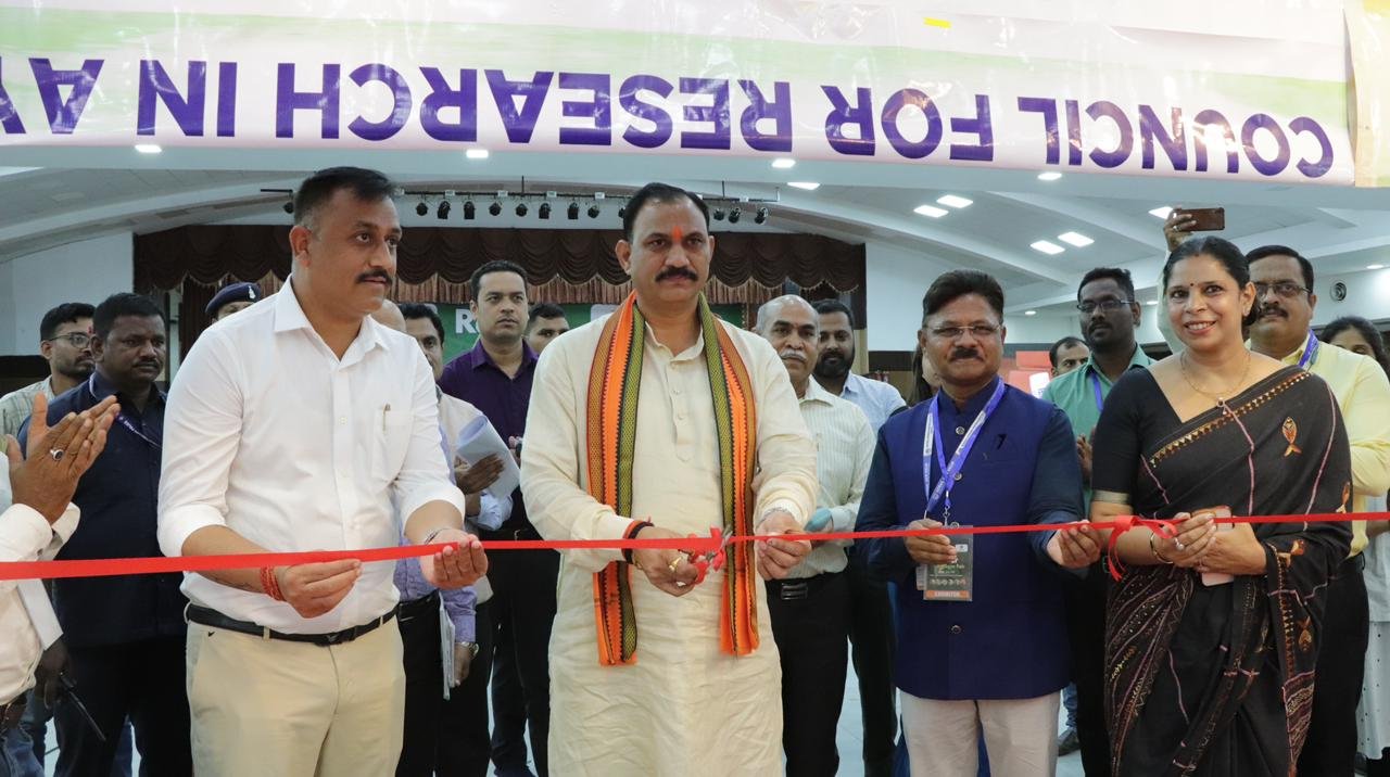 भारत से निकल कर पूरी दुनिया में पहुँच रहा है आयुर्वेद : श्याम बिहारी जायसवाल 1 1719571958 aad65dd0fc86fccf8b51