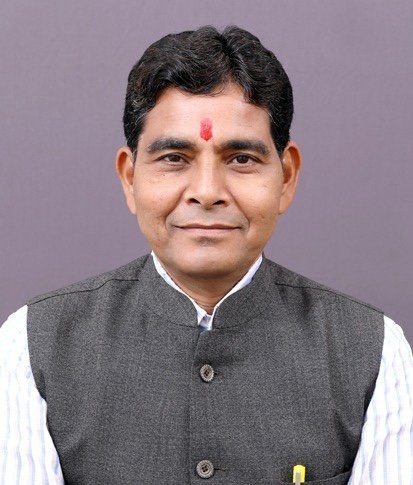 राजस्व मंत्री टंक राम वर्मा ने टी-20 विश्व कप क्रिकेट पर भारतीय टीम की जीत पर दी बधाई 1 img 6527 1