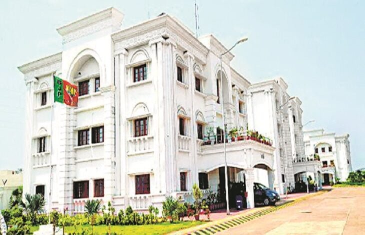 बलौदाबाजार हिंसा : बीजेपी ने किया जांच समिति का गठन 2 orig bjp office 1592102381