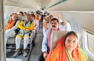 मुख्यमंत्री और पूरा मंत्रिमण्डल रामकाज और रामभक्ति की गहरी भावना जयश्रीराम के जयघोष के साथ भांचा राम के दर्शन के लिए पहुंचे अयोध्या धाम 3 1720854203 9d02f1ce1bbaf8b7f385