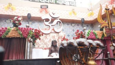 सत्यनारायण बाबा धाम कोसमनारा में दर्शन के लिए पहुंचे मुख्यमंत्री विष्णु देव साय 1 1721562596 70c22a8a96740a70d83c 1