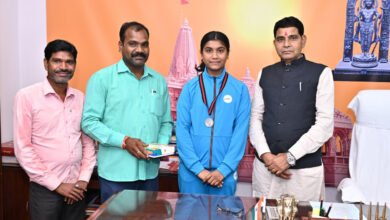 छत्तीसगढ़ की बेटियों ने राज्य और देश का मान बढ़ाया- खेल मंत्री टंकराम वर्मा 1 1721723364 2e4b0143a19cea25be33