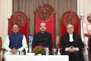 रमेन डेका ने छत्तीसगढ़ के राज्यपाल पद की ली शपथ, मुख्यमंत्री ने दी बधाई 2 1722408515 9240db61c8d979acb492