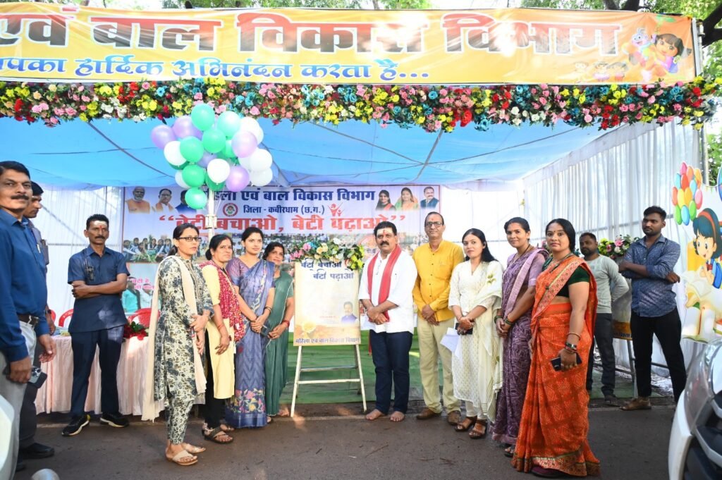 उपमुख्यमंत्री विजय शर्मा के निर्देश पर जंगलों के बीच पंगडंडी रास्तों पर गिरे पेड़ों को हटाया गया 2 71d4c946 ec6d 4bbe b2dc ca4a5b5e991f 1