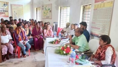 संभागायुक्त ने ग्राम पंचायत ठरकी में लगाई जन चौपाल 12 img 7590 1