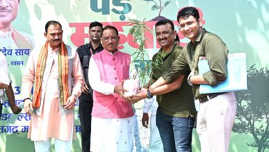 एक पेड़ महतारी के नाम’ महाभियान का शुभारंभ 13 1723545303 b9a3784e5cc341a61f2b