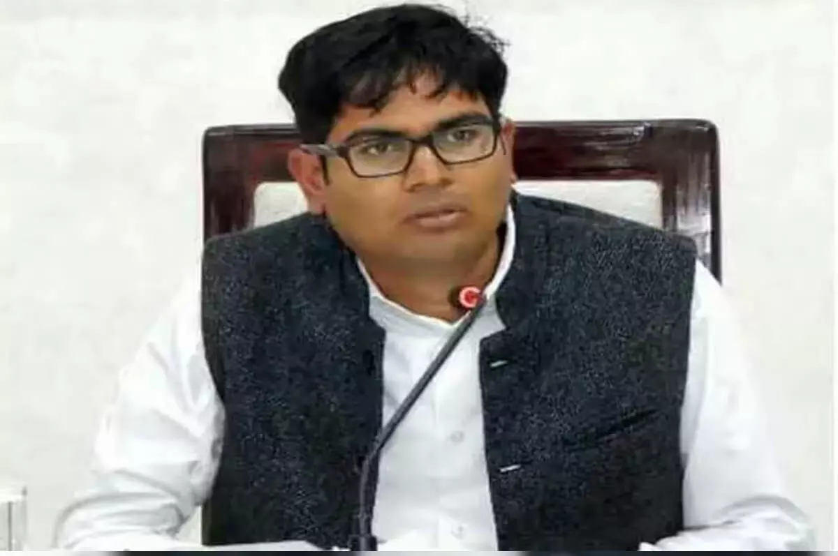 ओपी चौधरी की संवेदनशील पहल: 3 साल से बंद रायगढ़ मेडिकल कॉलेज की ब्लड सेपरेटर मशीन फिर से शुरू 1 3936396 untitled 33 copy