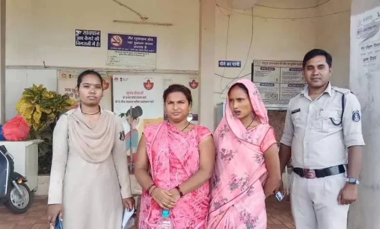 कथावाचक प्रदीप मिश्रा महाराज के शिव महापुराण कार्यक्रम में जेवरात चोरी, 5 महिलाएं और 1 पुरुष गिरफ्तार