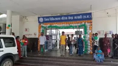 गौरेला-पेंड्रा: स्वतंत्रता दिवस पर जिला अस्पताल में चिकन-भात वितरण से मचा हंगामा, तीन गिरफ्तार 1 IMAGE 1723720416