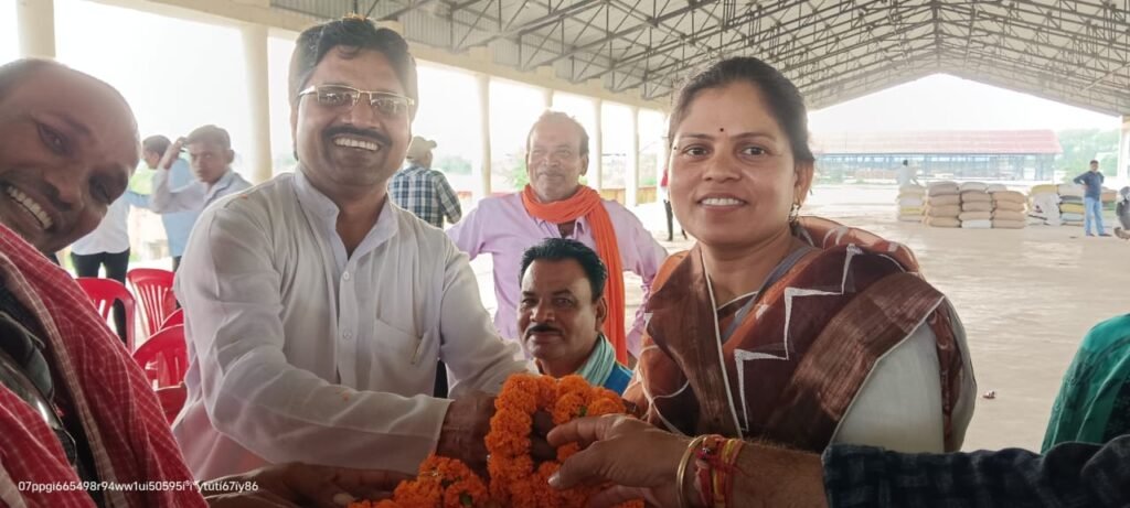 कबीरधाम में शासकीय राशन दुकानदार एवं विक्रेता कल्याण संघ के जिला एवं ब्लॉक संगठनों में नव-नियुक्त पदाधिकारियों की घोषणा 1 IMG 20240822 WA0076 1024x461 1