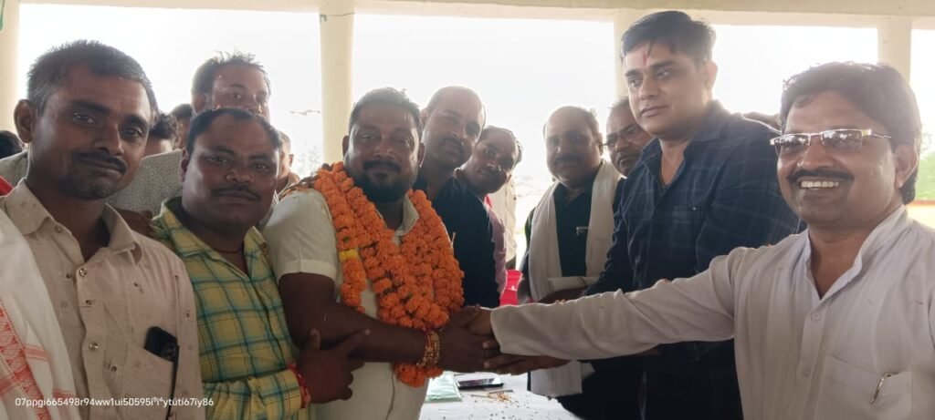 कबीरधाम में शासकीय राशन दुकानदार एवं विक्रेता कल्याण संघ के जिला एवं ब्लॉक संगठनों में नव-नियुक्त पदाधिकारियों की घोषणा 3 शासकीय राशन दुकानदार एवं विक्रेता कल्याण संघ