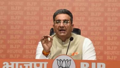 पश्चिम बंगाल में महिला डॉक्टर के बलात्कार और हत्या मामले पर ममता बनर्जी के इस्तीफे की मांग, बीजेपी ने उठाए गंभीर सवाल 1 पश्चिम बंगाल में महिला डॉक्टर के बलात्कार और हत्या मामले पर ममता बनर्जी के इस्तीफे की मांग, बीजेपी ने उठाए गंभीर सवाल