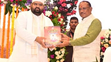 विश्व शांति एवं कल्याण के लिए विहंगम योग संत-समाज की राष्ट्रव्यापी संकल्प यात्रा होगी लाभदायी : मुख्यमंत्री विष्णु देव साय 7 WhatsApp Image 2024 08 02 at 6.23.05 PM