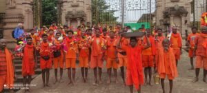 कबीरधाम के कण-कण में शिव का वास, अमरकंटक से डोंगरिया और पंचमुखी बुढ़ा महादेव से भोरमदेव मंदिर तक गुंज रहा है हर-हर महादेव 3 WhatsApp Image 2024 08 11 at 5.44.46 PM