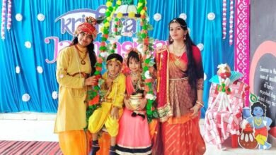 दिल्ली पब्लिक स्कूल में धूमधाम से मनाई गई कृष्ण जन्माष्टमी, बच्चों ने दी मनोरम प्रस्तुतियाँ 2 दिल्ली पब्लिक स्कूल कवर्धा में कृष्ण जन्माष्टमी उत्सव