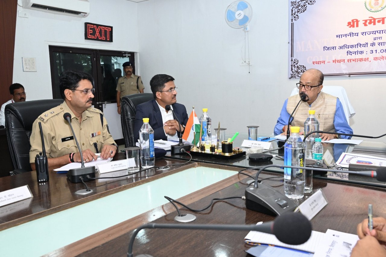 फ्लैगशिप योजनाओं का आमजनों को मिले शत-प्रतिशत लाभ: राज्यपाल रमेन डेका