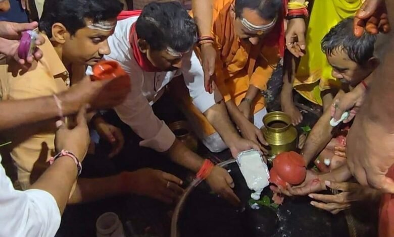 उपमुख्यमंत्री विजय शर्मा ने बाबा बैद्यनाथ धाम में पूजा-अर्चना