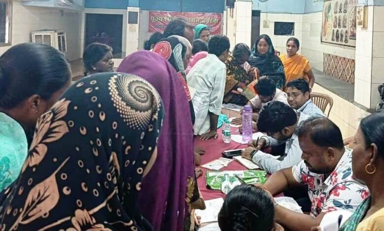 श्रम विभाग द्वारा दो हजार मोबाईल कैंप लगाए गए