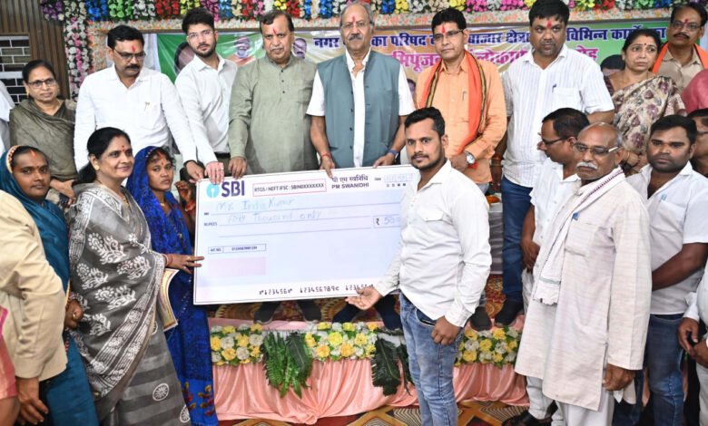 निर्माण कार्याे के साथ सांस्कृतिक विकास भी जरुरी - राजस्व मंत्री श्री वर्मा