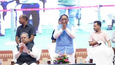 मोर आवास मोर अधिकार : मुख्यमंत्री विष्णु देव साय ने आवास हितग्राहियों का किया अभिनंदन 18 मोर आवास मोर अधिकार : मुख्यमंत्री विष्णुदेव साय ने आवास हितग्राहियों का किया अभिनंदन