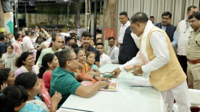 मुख्यमंत्री विष्णु देव साय ने 7 घंटे तक जनदर्शन में सुनी जनता की समस्याएं, निदान के दिए निर्देश; आर्थिक मदद और सहायक उपकरण का किया वितरण