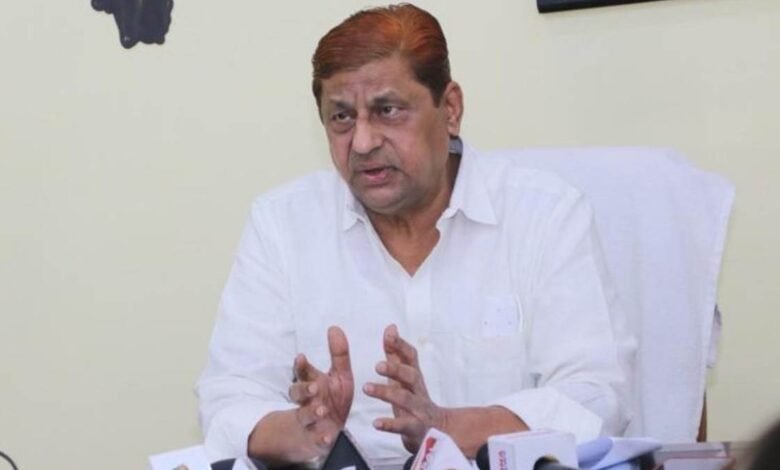 पूर्व मंत्री मोहम्मद अकबर सहित 3 अन्य लोगो के खिलाफ मामला हुआ दर्ज...