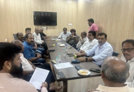 छत्तीसगढ़ बंद: चेम्बर ने कांग्रेस के बंद को नहीं दिया समर्थन 1 छत्तीसगढ़ बंद: चेम्बर ने कांग्रेस के बंद को नहीं दिया समर्थन