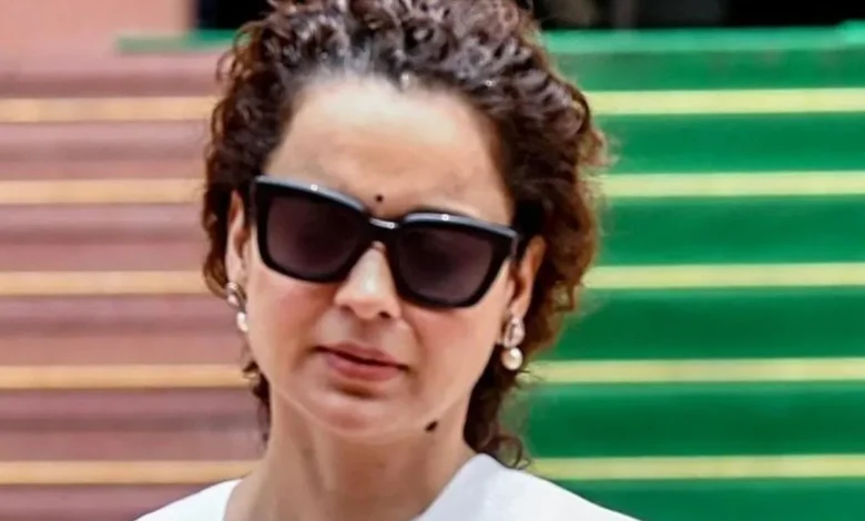 कंगना रनौत की इमरजेंसी पर रोक लगाने की मांग, कोर्ट में हुई सुनवाई; सेंसर बोर्ड ने क्या कहा