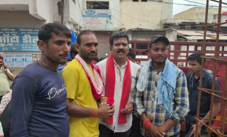 पण्डित दिन दयाल उपाध्याय के जयंती के अवसर पर सदस्यता महाभियान में उप मुख्यमंत्री विजय शर्मा हुए शामिल