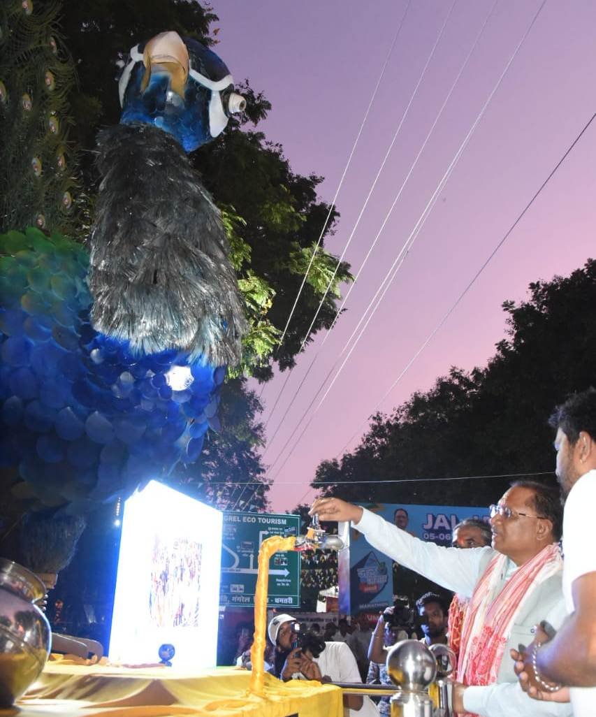 मुख्यमंत्री श्री साय ने पीकू द वाटर गार्जियन मॉडल का किया लोकार्पण, जल संरक्षण की दिशा में लोगों को जागरूक करने की नवाचारी मॉडल 1 मुख्यमंत्री श्री साय ने पीकू द वाटर गार्जियन मॉडल का किया लोकार्पण, जल संरक्षण की दिशा में लोगों को जागरूक करने की नवाचारी मॉडल