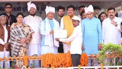 मुख्यमंत्री विष्णु देव साय गुरु दर्शन मेला में हुए शामिल, तेलासी गुरुद्वारा बाड़ा विकास हेतु 3 करोड़ 18 लाख रुपये की दी स्वीकृति 2 मुख्यमंत्री विष्णु देव साय गुरु दर्शन मेला में हुए शामिल, तेलासी गुरुद्वारा बाड़ा विकास हेतु 3 करोड़ 18 लाख रुपये की दी स्वीकृति