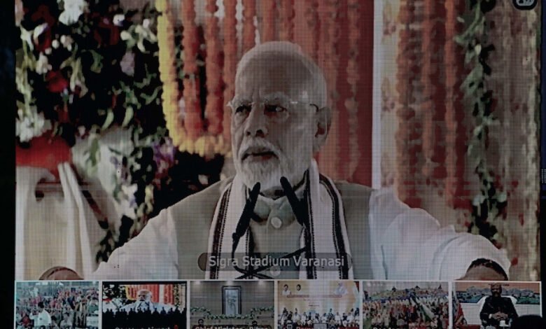 देश के दूरस्थ आदिवासी अंचल को मिली एयर कनेक्टिविटी : प्रधानमंत्री मोदी ने 80 करोड़ रूपए की लागत से बने अम्बिकापुर के मां महामाया एयरपोर्ट का किया वर्चुअल शुभारंभ