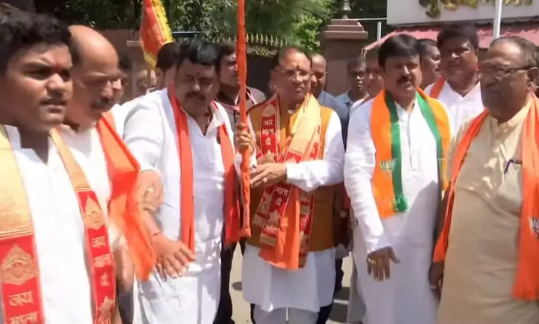 मुख्यमंत्री विष्णुदेव साय ने डोंगरगढ़ दर्शन यात्रा का किया शुभारंभ, नवरात्रि पर दी शुभकामनाएं