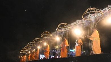 मुख्यमंत्री विष्णु देव साय ने भगवान शिव के रुद्राभिषेक और महाआरती में हुए शामिल