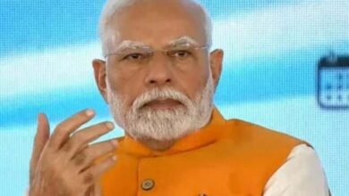बुजुर्गों से PM मोदी ने क्यों मांगी माफी? आखिर क्यों उन्होंने कहा "आपकी सेवा नहीं कर पाऊंगा" 1 बुजुर्गों से PM मोदी ने क्यों मांगी माफी? आखिर क्यों उन्होंने कहा "आपकी सेवा नहीं कर पाऊंगा"